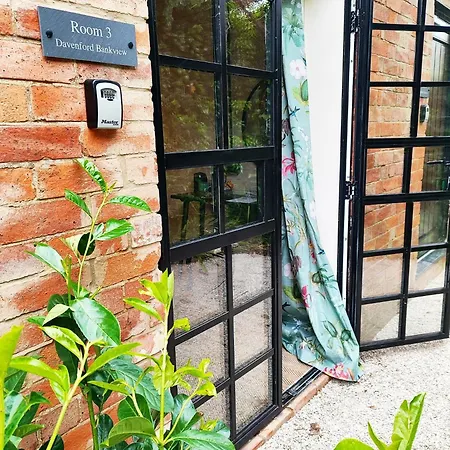 Bankview Apartment Moreton-in-Marsh Exterior photo